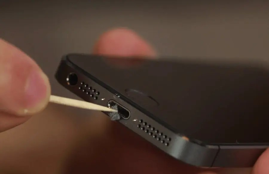 How To Fix An iPhone That Won’t Charge