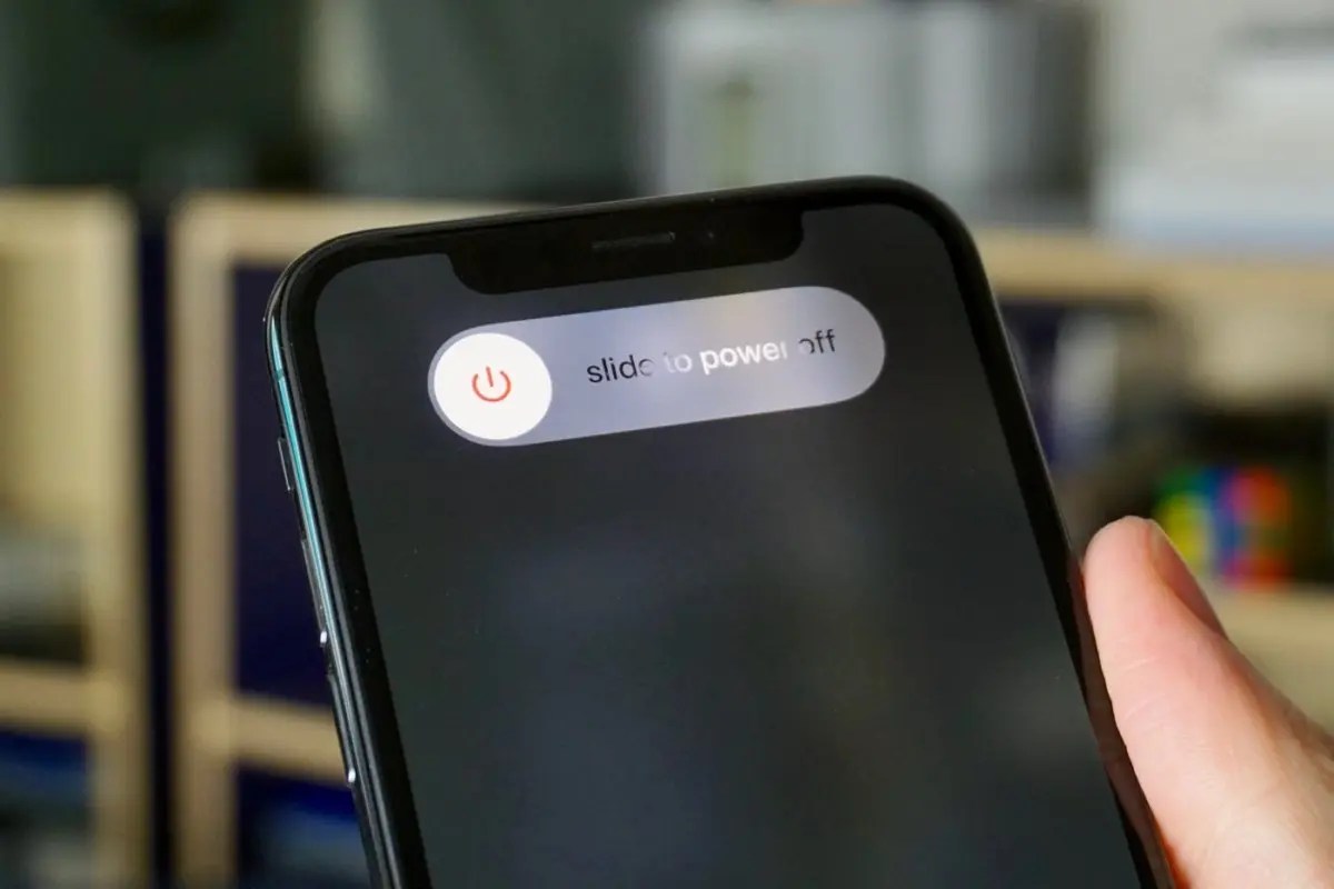 How To Turn Off and Restart iPhone 11, XS, XR, and X