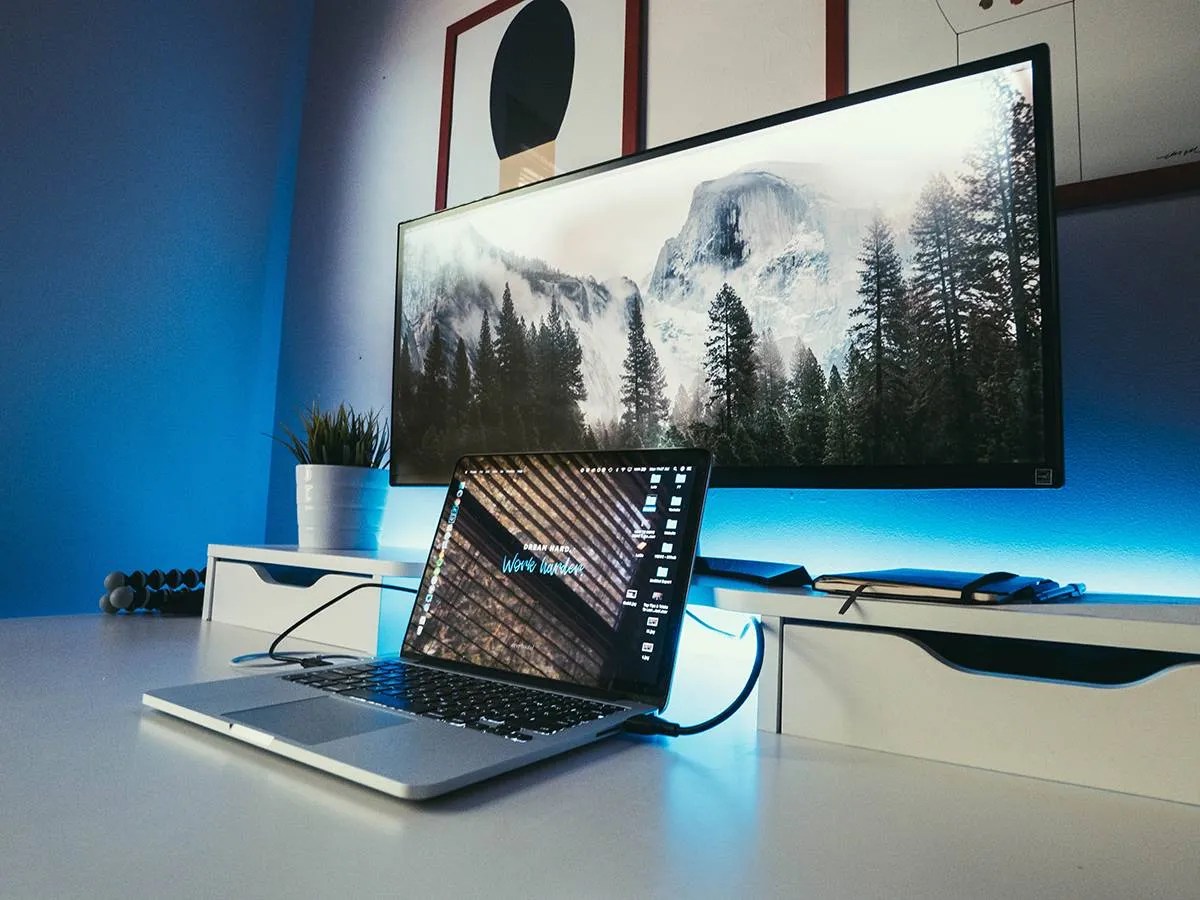 How To Easily Use A Laptop As A Monitor