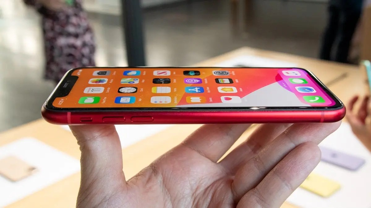 Which iPhone 11 Storage Capacity Should You Buy — 64GB, 128GB or 256GB