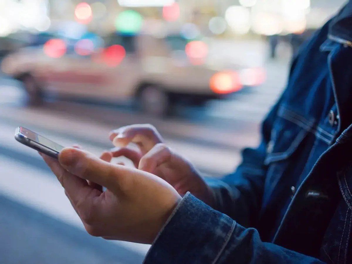 How to Stop iPhone Calls from Going Straight to Voicemail