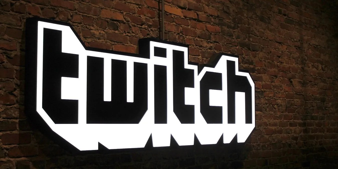 How To Easily Host On Twitch Channel