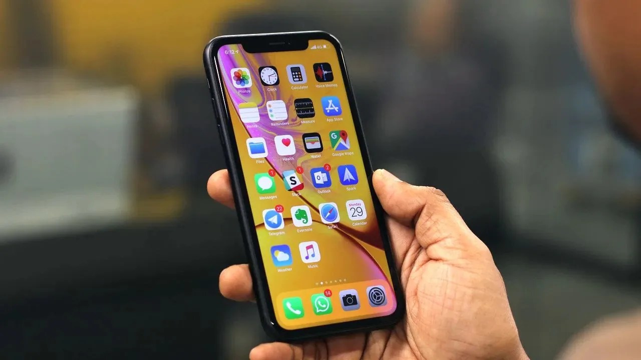 11 Awesome iPhone XR Tips and Tricks