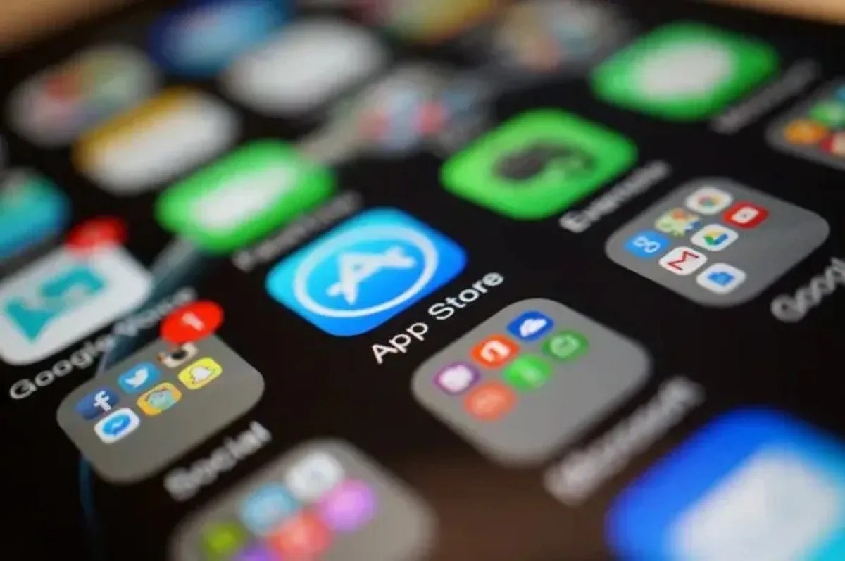 iPad or iPhone App Stuck on Waiting? Fix it Now!
