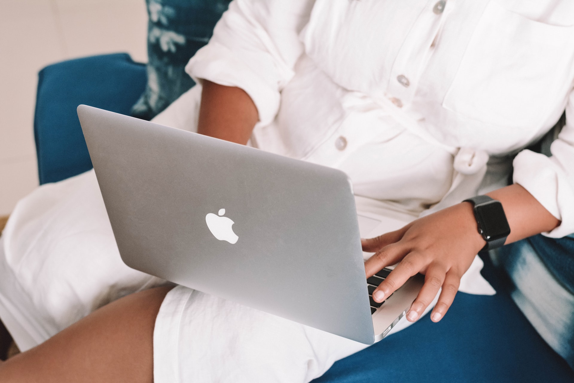 Touchscreen Laptops And Macs? Apple Does An About-Face