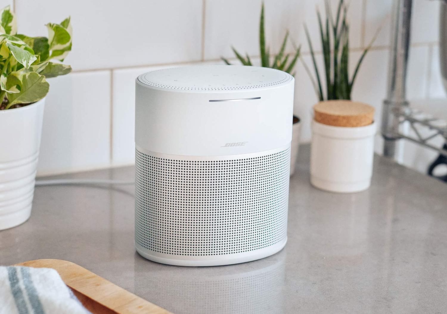 Sonos One Vs. Bose Home Speaker 300 - Which Is Better Speakers?